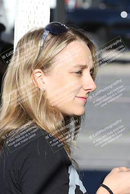 media/Jan-15-2026-Racers Edge (Thu) [[dfebeb70ab]]/1-Around the Pits-Track Walk/